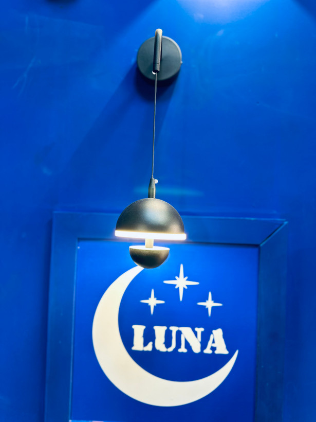 چراغ دیواری مدرن